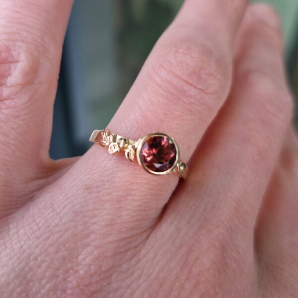 Bloemen, tuin, goud, ring, toermalijn, verlovingsring, roze